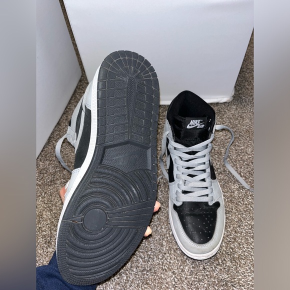 NIKE JORDAN 1 SHADOWS - Picture 6 of 9